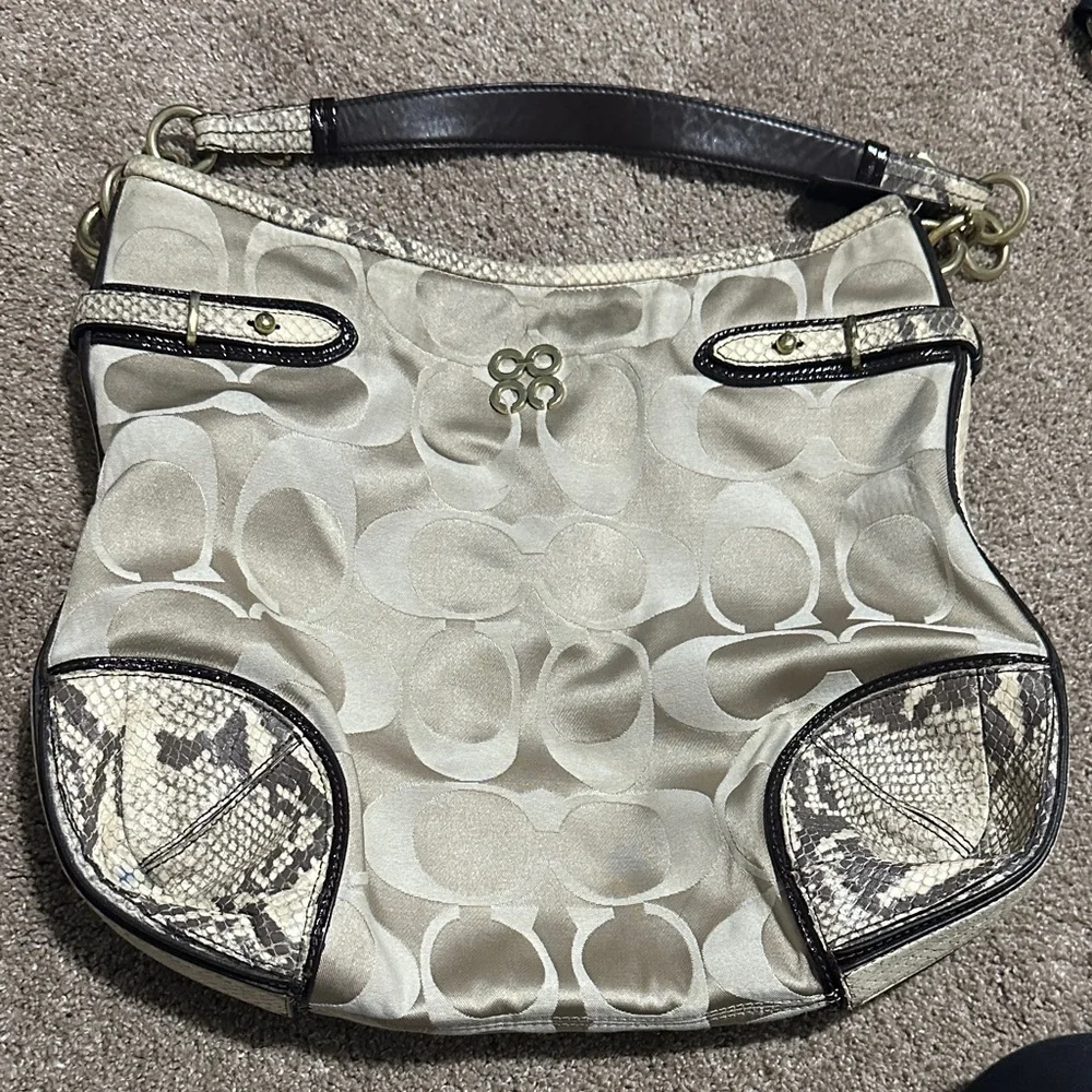 Vintage Coach Signature Shoulder Bag